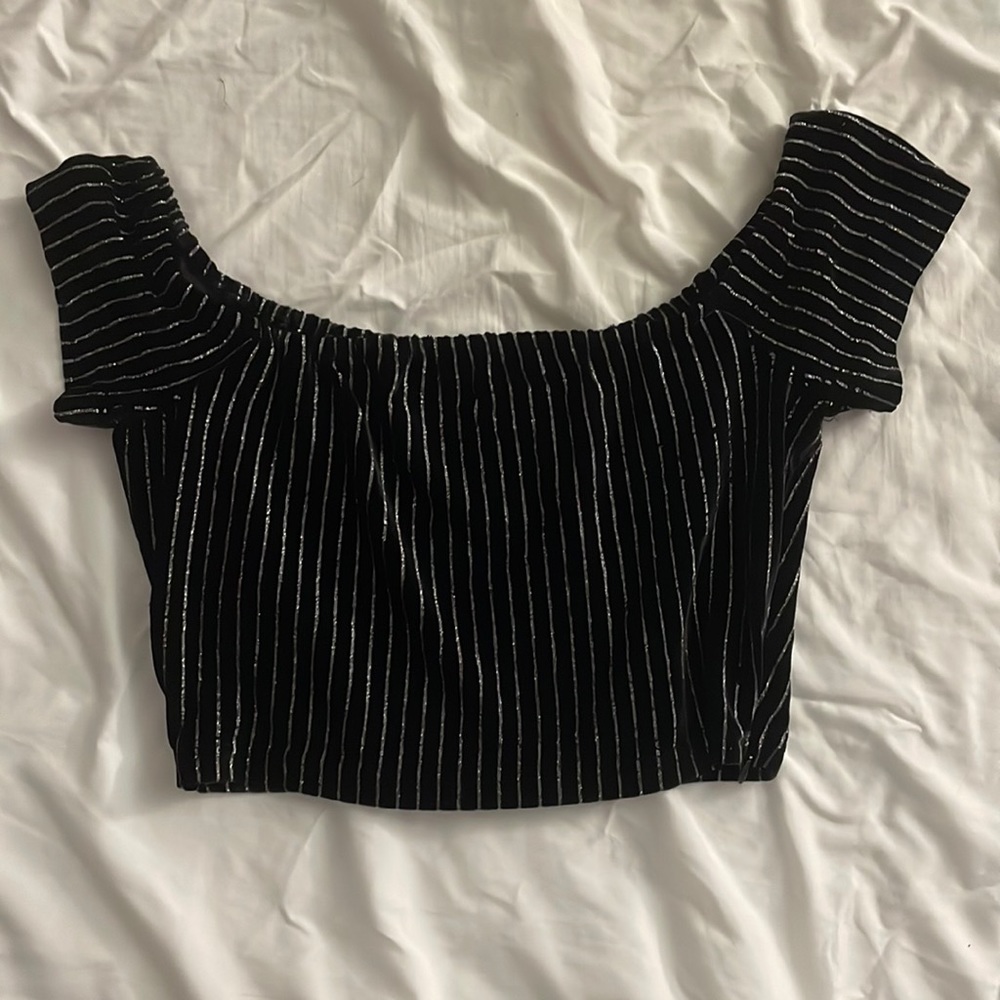 Forever 21 off the shoulder crop top